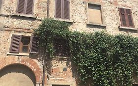 Lauretta